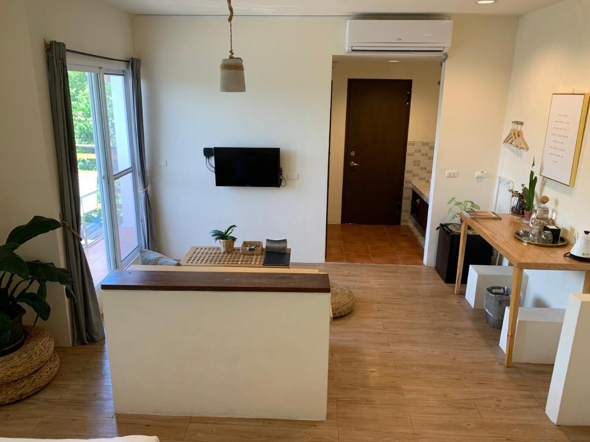 W24墾丁民宿墾丁大街一館bnb Exterior photo
